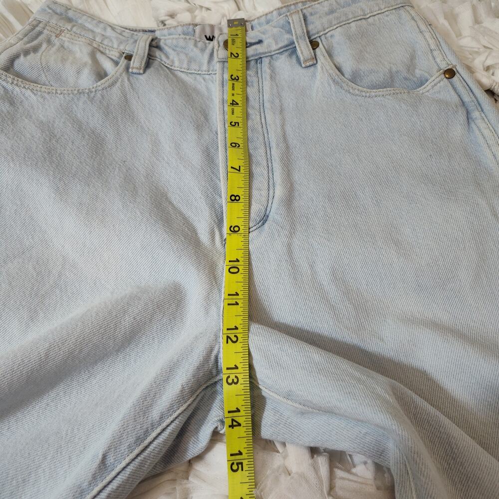 WRANGLER DISTRESSED HIGH WAISTED JEANS LITA WOMEN SIZE 10 BUTTONFLY  LIGHT WASH - Picture 16 of 17